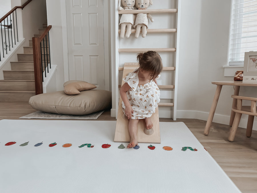 Ofie mat (country road + triangle, large) soft baby play mat