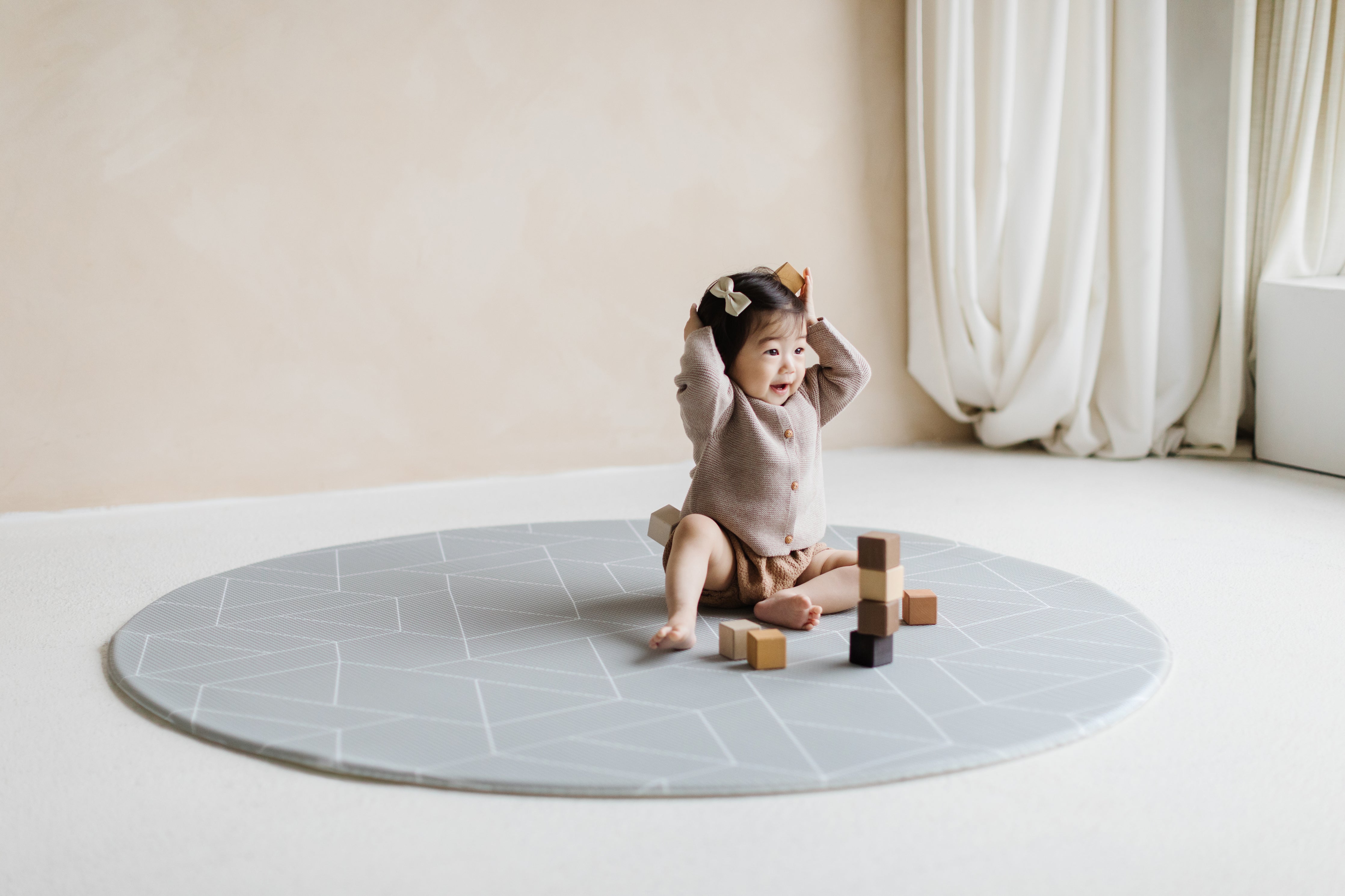 Ofie Mat (Round, zen line + triangle) – littlebot-usa